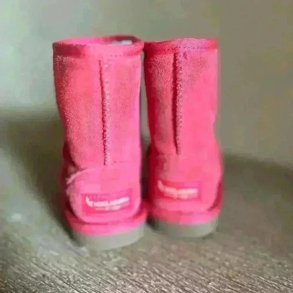 Kookaburra UGG girls pink suede fur lined boots sz. 9 cozy winter fall - Picture 2 of 6
